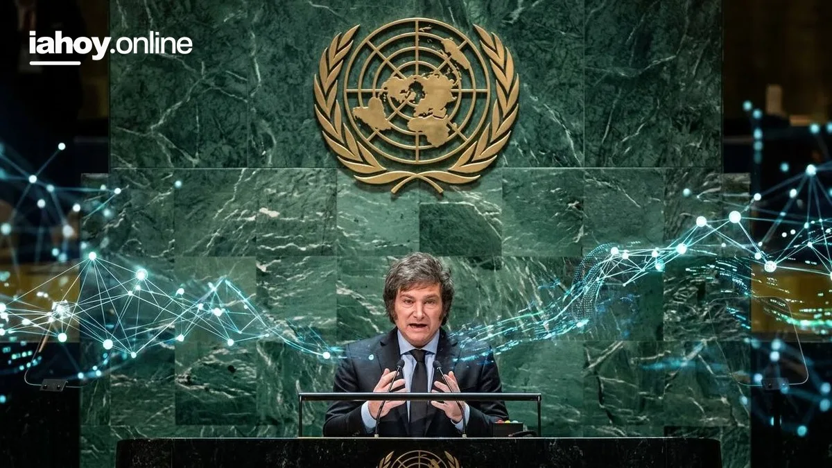 Milei hablando en el atril de la Asamblea General de la ONU con una red digital de inteligencia artificial superpuesta